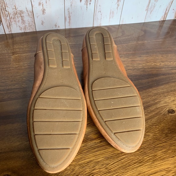 Nurture Flats Size 8M Rich Tan Leather Woven Shoes - Picture 4 of 4